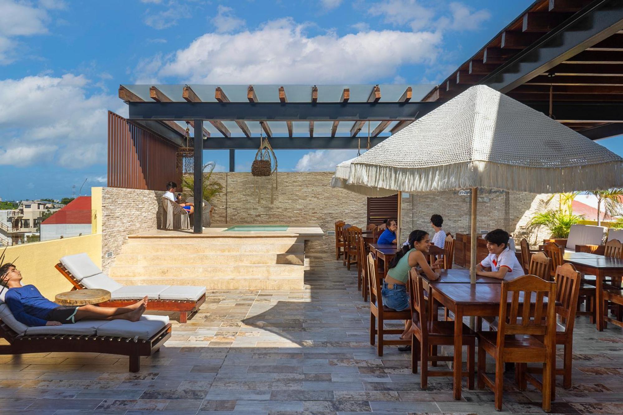 Blue Veleta Hotel Тулум Екстериор снимка