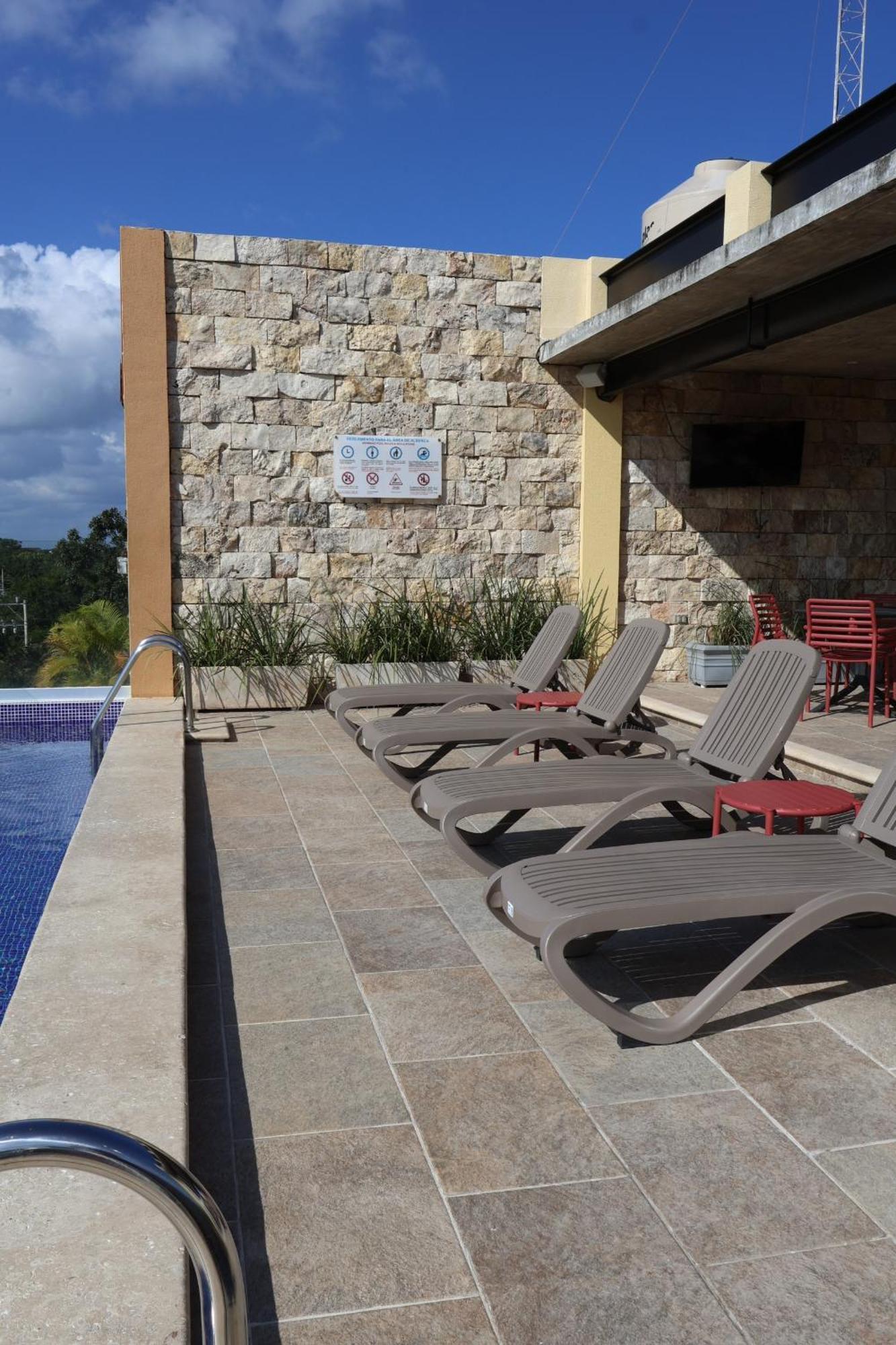 Blue Veleta Hotel Тулум Екстериор снимка