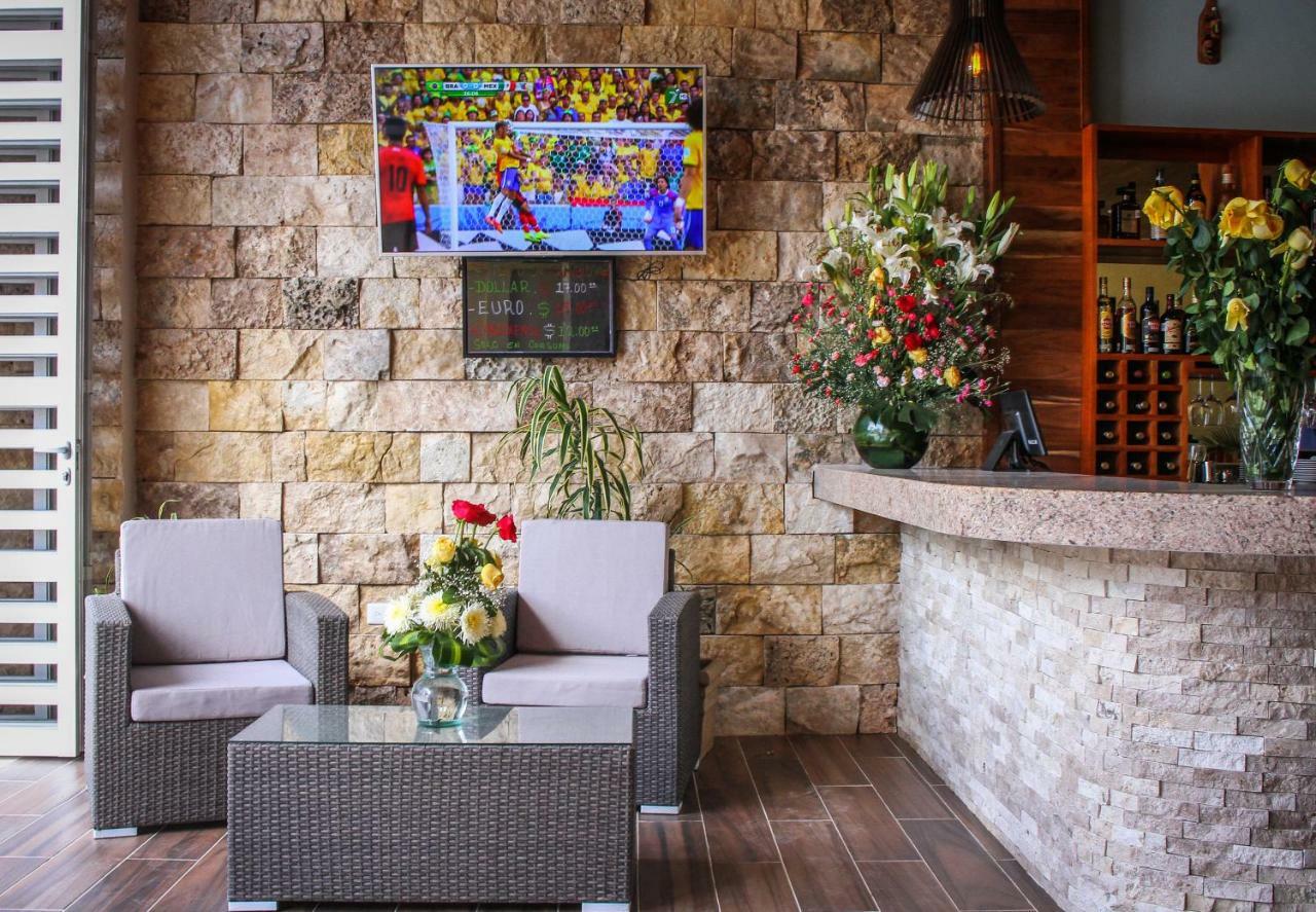 Blue Veleta Hotel Тулум Екстериор снимка