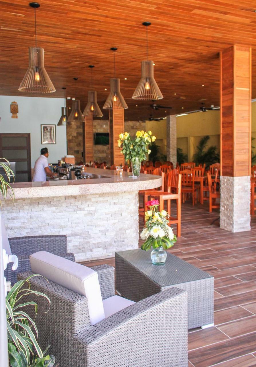 Blue Veleta Hotel Тулум Екстериор снимка